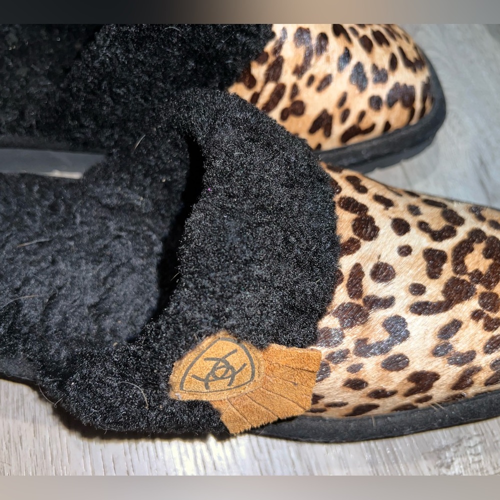 Women’s Ariat Slippers